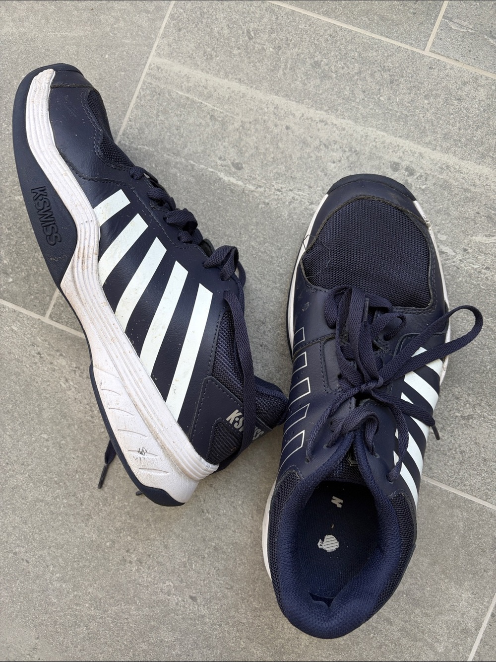K-Swiss Men’s Navy and White Athletic Trainers